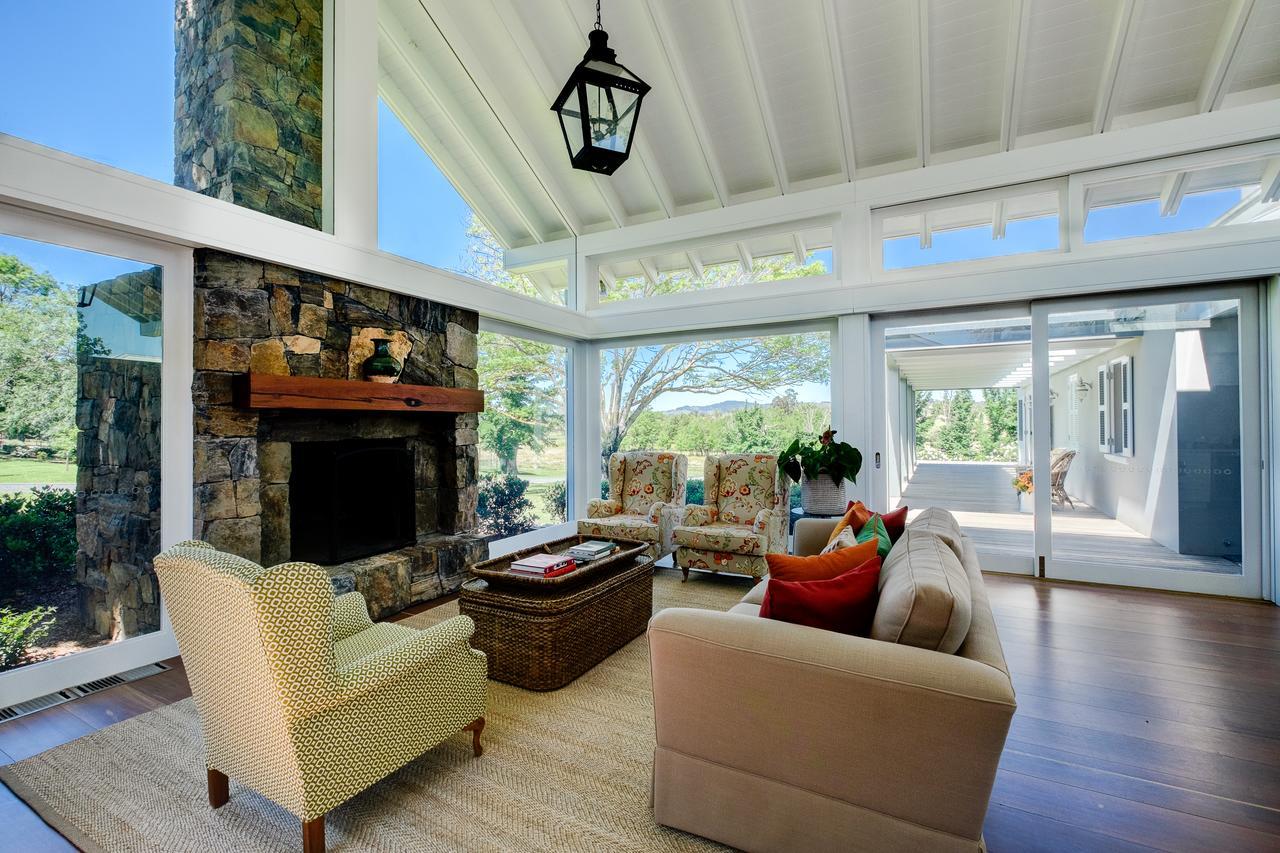 Goonoo Goonoo Station 호텔 탬워스 외부 사진 Interior of the house